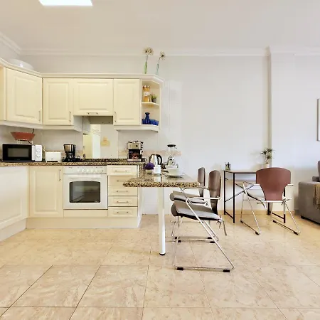 Casa Majos *